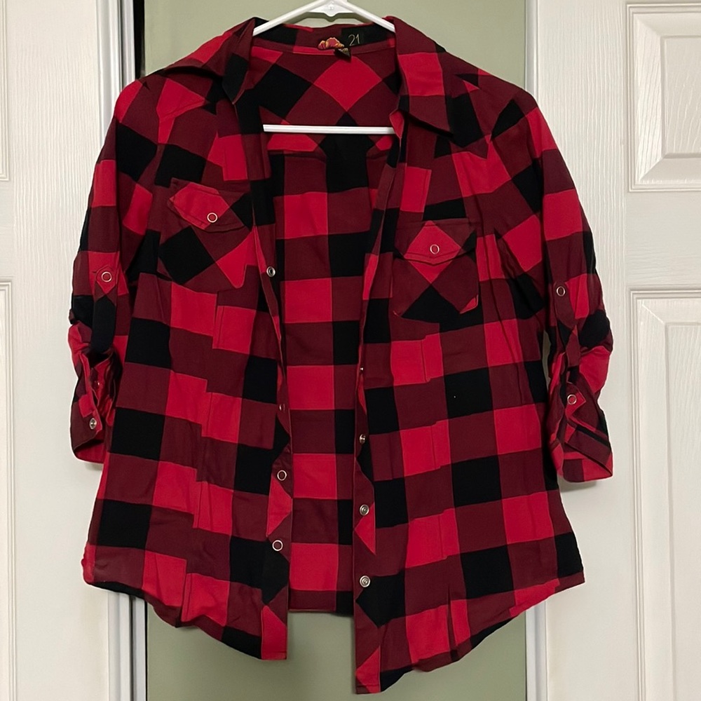 Forever 21 Plaid Button Down Shirt, Women’s Size Medium, Red and Black